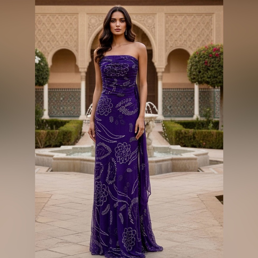 Elegant Purple‎ hand beaded Strapless Evening Gown